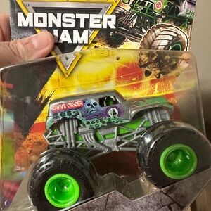 Monster Jam Grave Digger Toy Truck - Green and Black